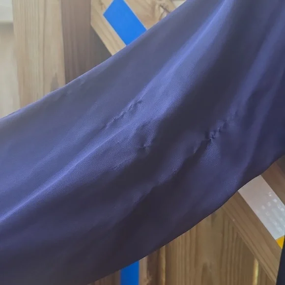 Blue Robe - Picture 3 of 5